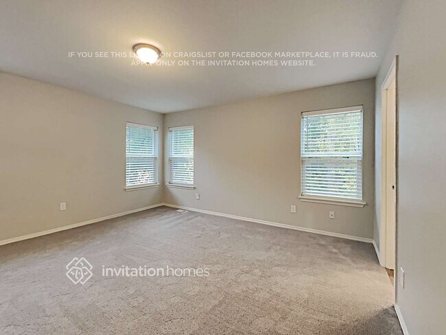 Building Photo - 19512 99th St Ct E