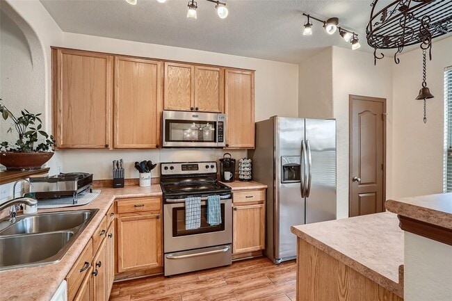 Building Photo - 1639 Bayland St