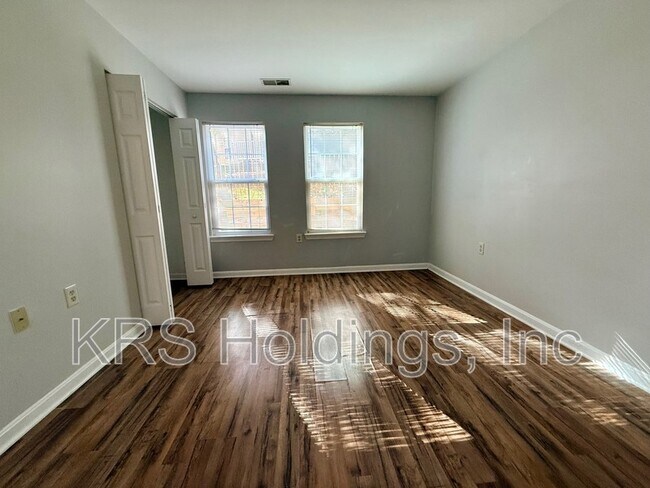 Building Photo - 13621 Garfield Pl