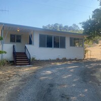 Building Photo - Secluded 2 Bedroom Country Farm Cottage wi...