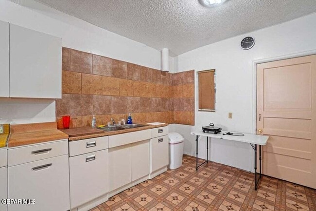 Building Photo - 10104 Socorro Rd