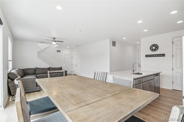 Building Photo - 9770 Biscay St