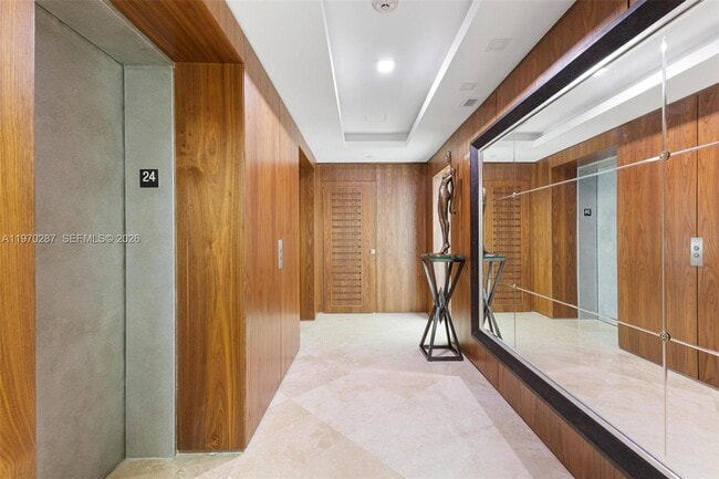 Building Photo - 17875 Collins Ave