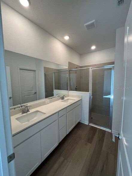 Building Photo - 8273 SW 196th Ct Rd