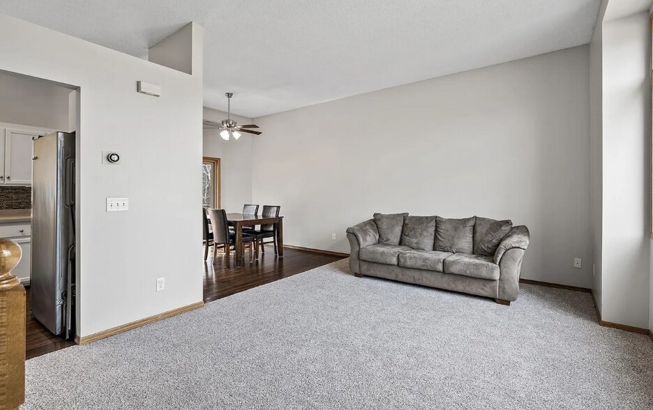 Building Photo - 15294 Avocet St NW