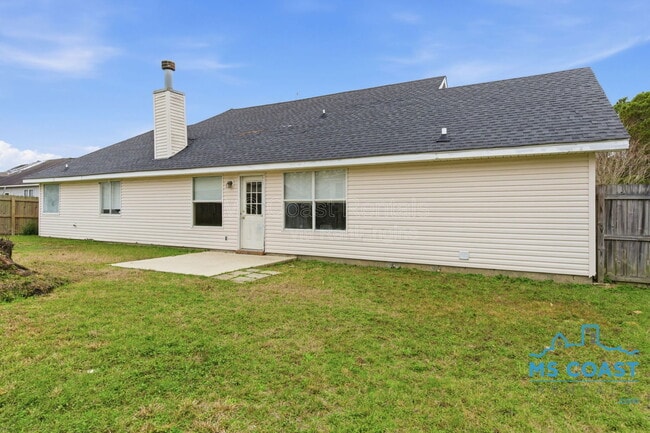 Building Photo - 11352 Fairfield Blvd