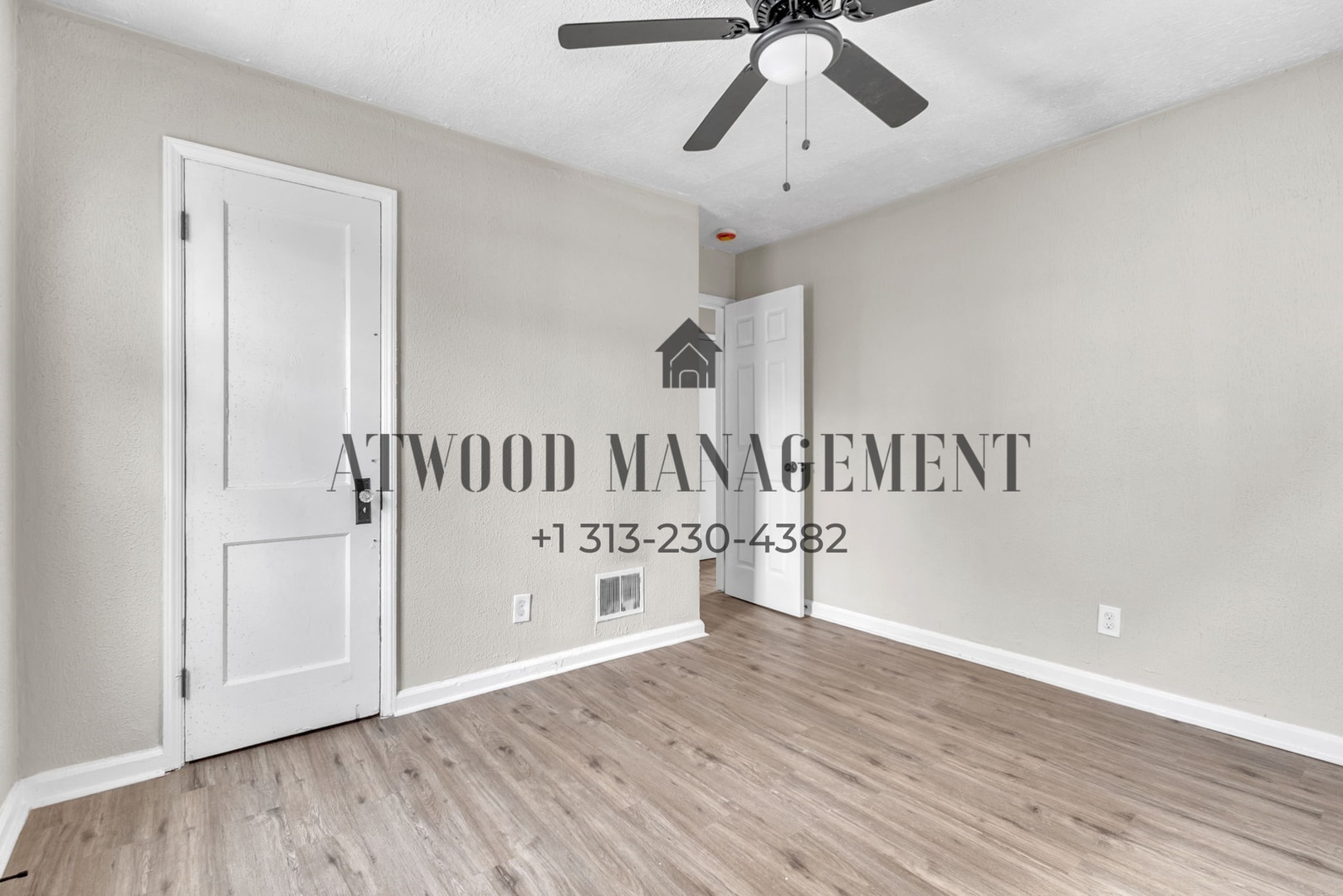 Building Photo - This beautifully updated 2-bedroom, 1-bath single-family home is ready for move-in!