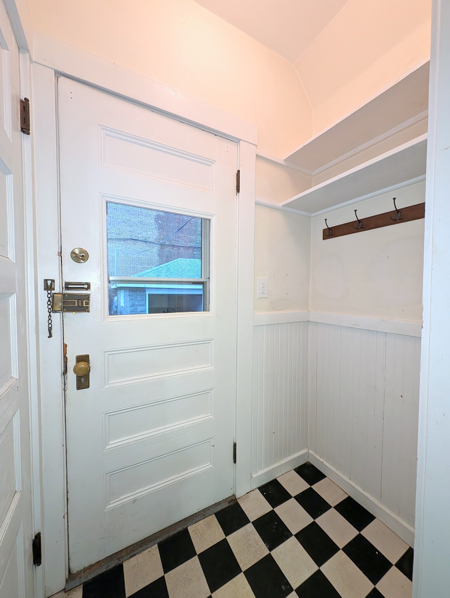 Building Photo - 5 Freeman St