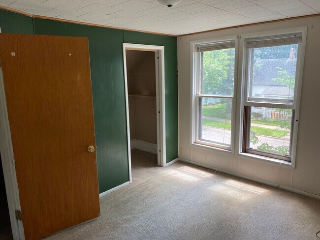 Building Photo - 614 Humboldt Ave