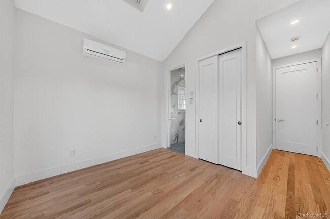 Building Photo - 19 Grandview Trail