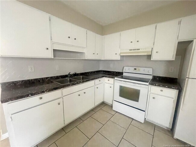 Building Photo - 4959 Galveston Dr