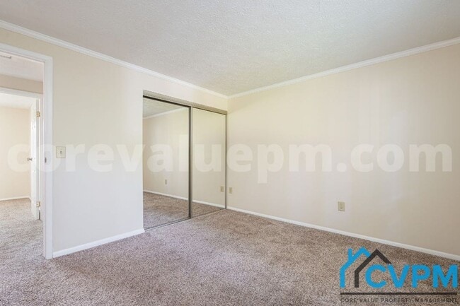 Building Photo - 7714 Baggins Rd