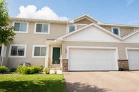 Building Photo - 3 Floor Townhome With Large Yard