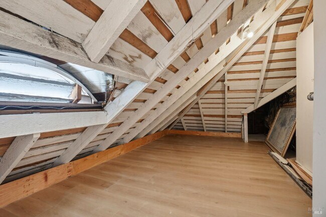 Building Photo - 172 Bella Vista Ave