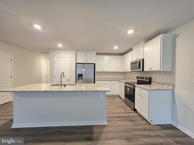 Building Photo - 1105 Albritton Ln