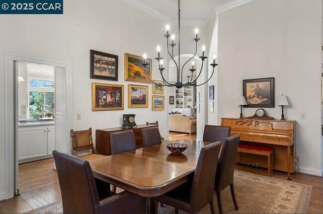 Building Photo - 3109 Stonegate Dr