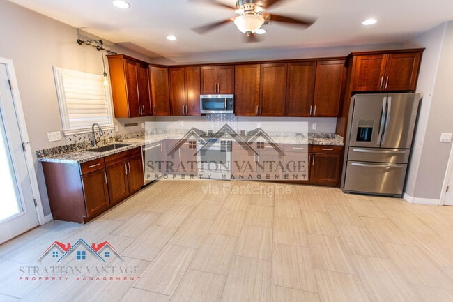 Building Photo - 2249 E Sells Dr