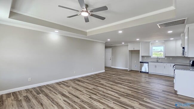 Building Photo - 9257 Stanford Rd