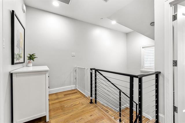 Building Photo - 3420 Rosedale Ave
