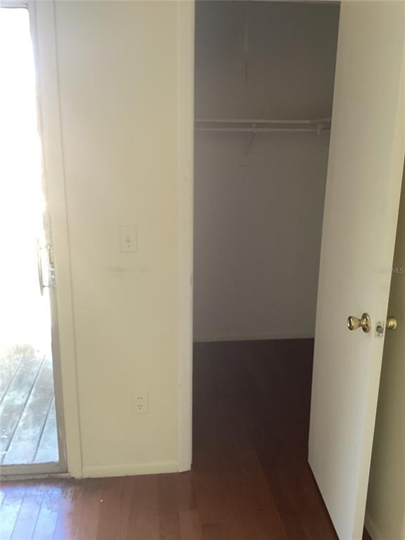 Building Photo - 2054 Bowen Dr