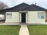 Building Photo - 1010 Isbell St