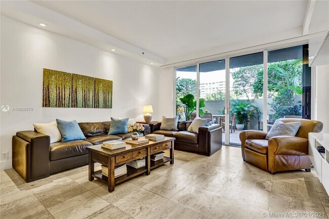 Building Photo - 251 Crandon Blvd