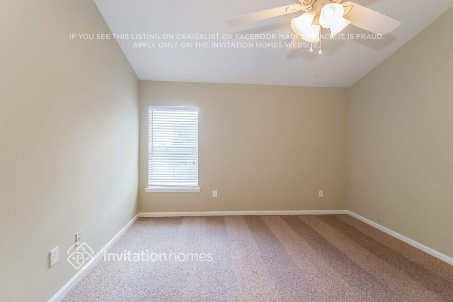 Building Photo - 13742 Fish Eagle Dr W