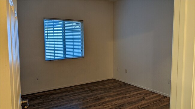 Building Photo - 41410 Juniper St