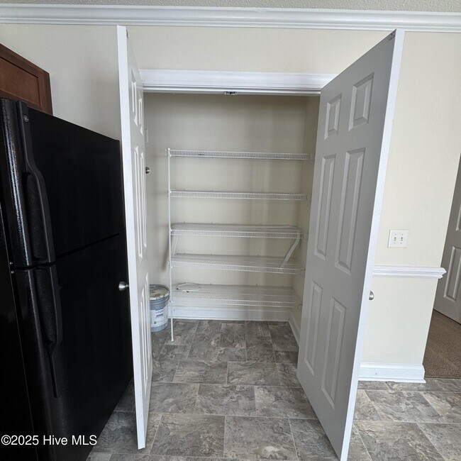 Building Photo - 4230 Dudleys Grant Dr