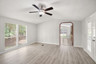 Building Photo - 25494 Deepwood Dr