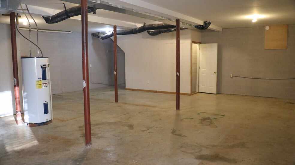 Basement - 138 Cullen Ln