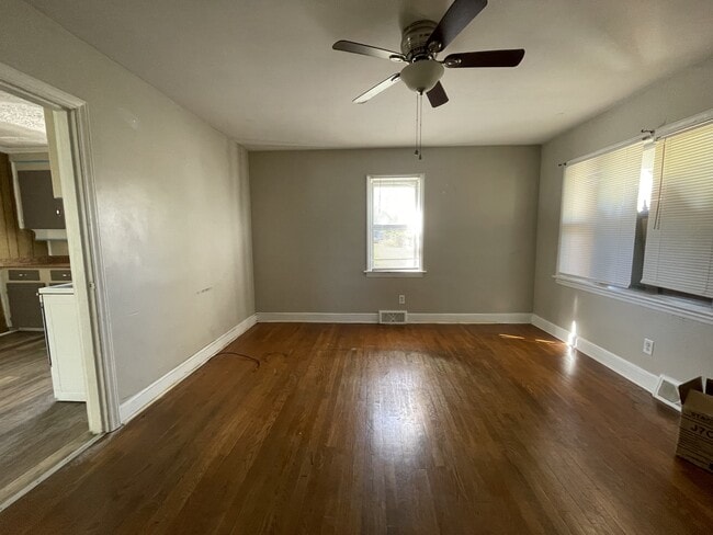 Building Photo - 177 Daniels Pl