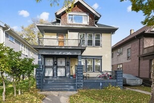 Building Photo - 2918 W Melvina St