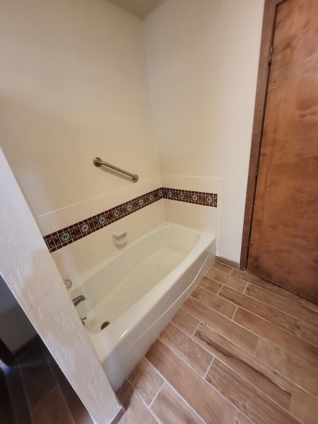 Building Photo - Sandia Heights Beauty 3 bedroom  2 bath