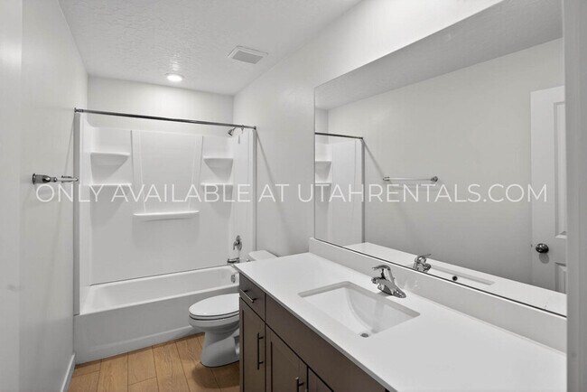 Building Photo - 626 W 1330 S