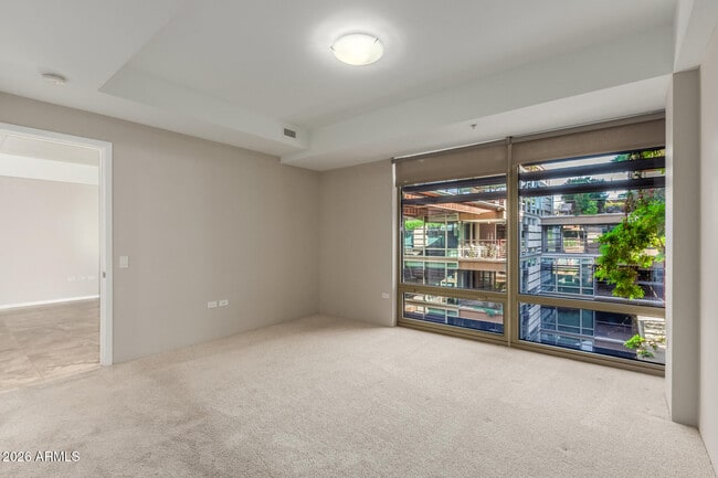 Building Photo - 7117 E Rancho Vista Dr