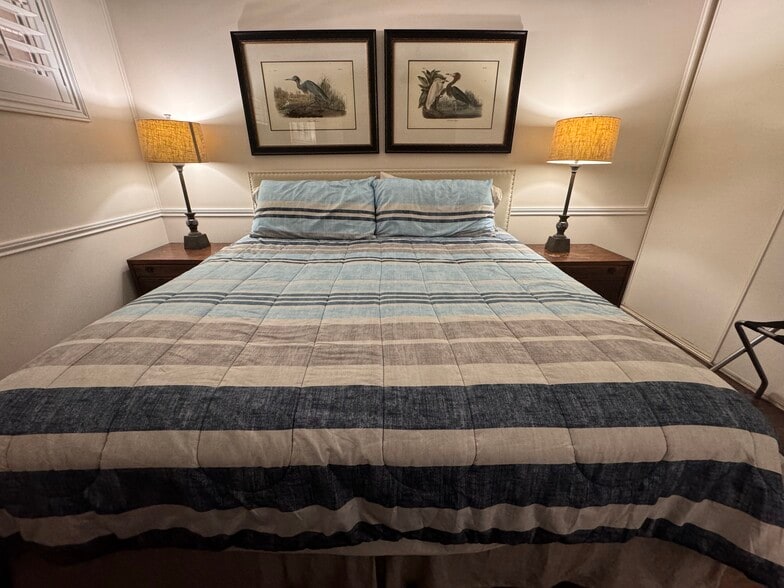 Building Photo - 12600 Melville Dr