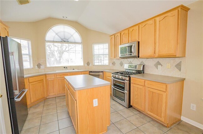 Building Photo - 1728 Lynnville Trail