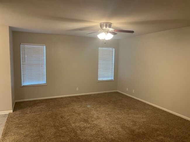 Building Photo - Updated Home Near Rice Elementary!