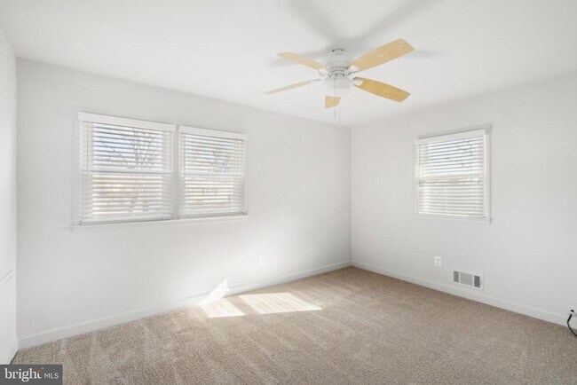 Building Photo - 1726 Baldwin Dr