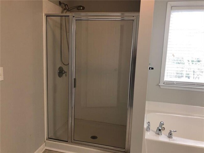 Building Photo - 3347 Drayton Manor Run