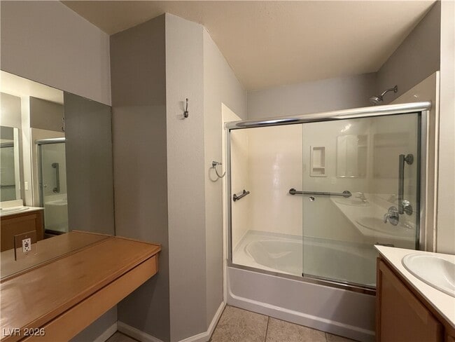 Building Photo - 23 E Agate Ave