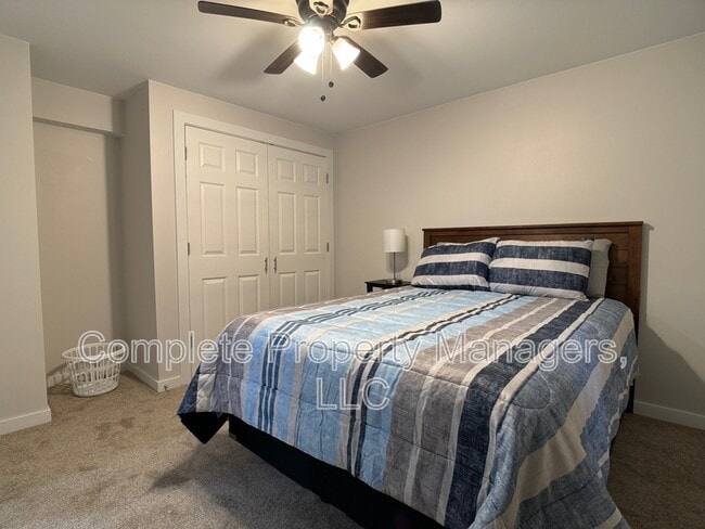 Building Photo - 423 Adams Ave