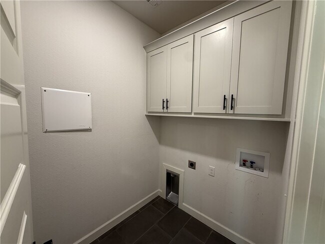 Building Photo - 1308 Cittadella Ave