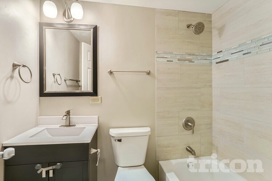 Building Photo - 155 Ramblewood Ln