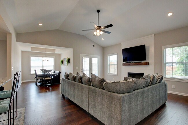 Building Photo - 715 Jodine Ann Dr