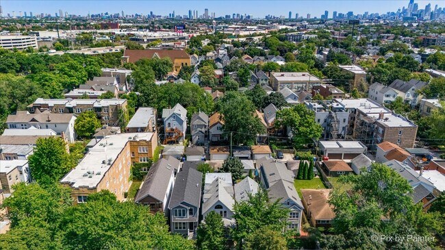 Building Photo - 2515 N Talman Ave
