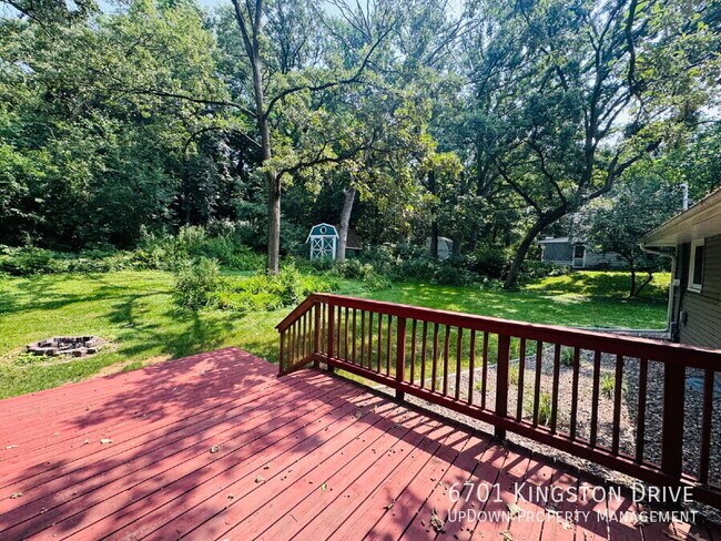 Building Photo - 6701 Kingston Dr