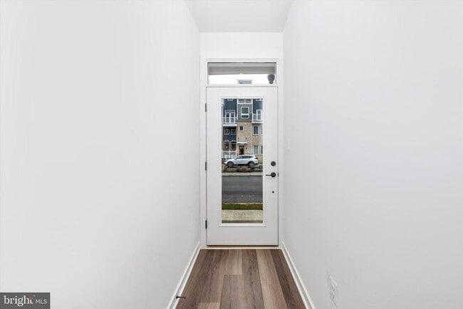 Building Photo - 709 Iron Frg Rd