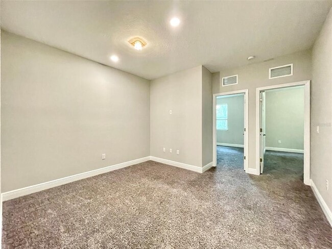 Building Photo - 2820 Grand Kemerton Pl